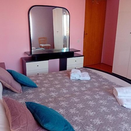 House Divna Villa Valbandon Екстериор снимка